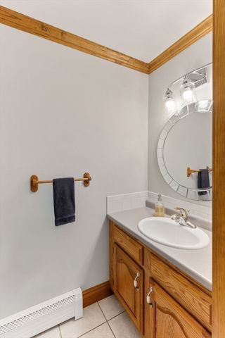 50 Hope St, Mansfield, MA 02048