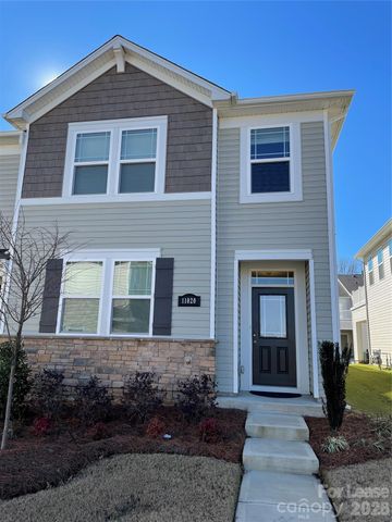 11020 Chalkbark Lane, Charlotte, NC 28262