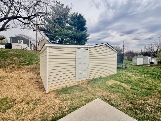 5325 Flagler DR, Roanoke, VA 24019