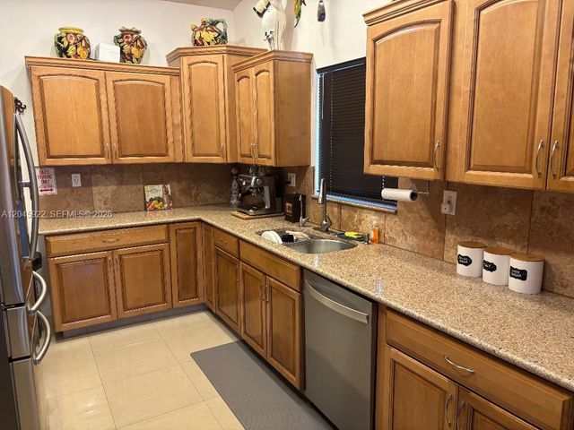 13650 SW 283rd Ter 0, Homestead, FL 33033