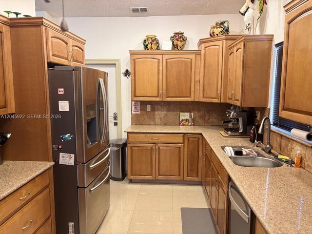 13650 SW 283rd Ter 0, Homestead, FL 33033