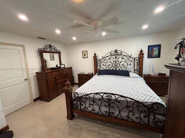 13650 SW 283rd Ter 0, Homestead, FL 33033