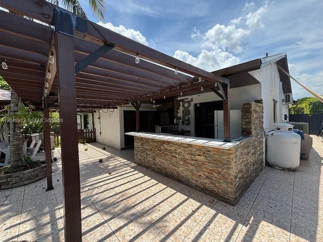 13650 SW 283rd Ter 0, Homestead, FL 33033