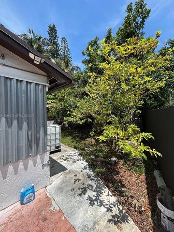 13650 SW 283rd Ter 0, Homestead, FL 33033