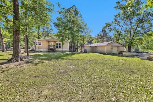 13713 Sarah Circle Drive, Willis, TX 77378