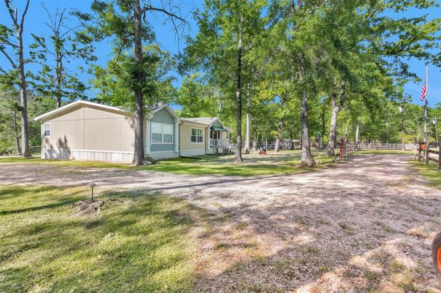 13713 Sarah Circle Drive, Willis, TX 77378