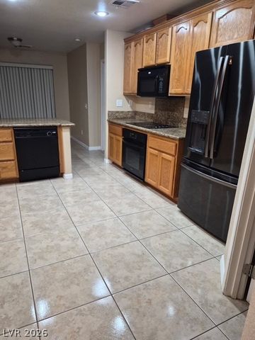 61 Hickory Street, Pahrump, NV 89048