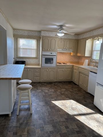 1112 Earls St, Gallatin, TN 37066