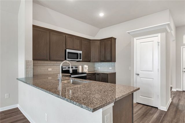 10639 Natural Pond Road, Bryan, TX 77845