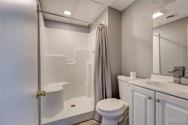 527 Strohbeck Lane, Bethalto, IL 62010