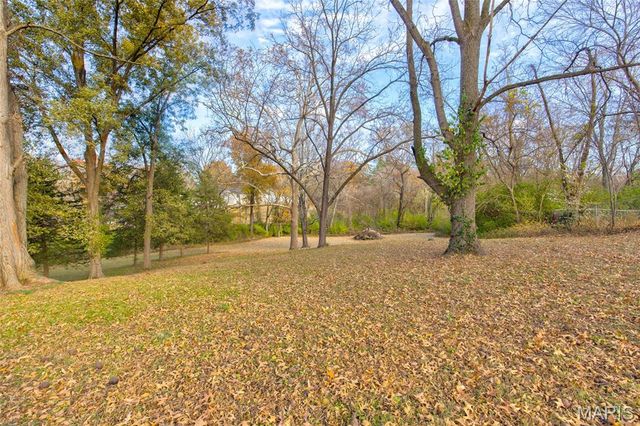 527 Strohbeck Lane, Bethalto, IL 62010