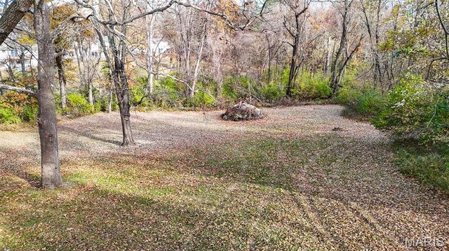 527 Strohbeck Lane, Bethalto, IL 62010