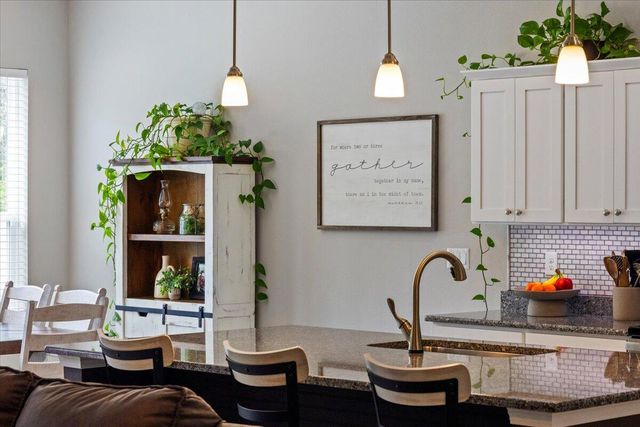 2487 Jeffers Court, Navarre, FL 32566