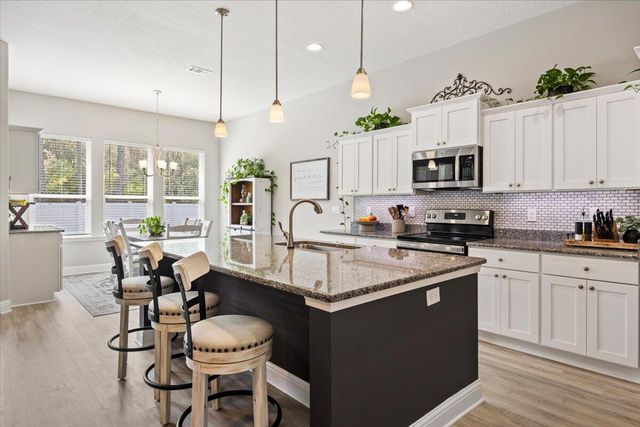 2487 Jeffers Court, Navarre, FL 32566