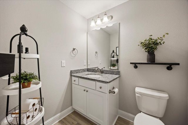 2487 Jeffers Court, Navarre, FL 32566