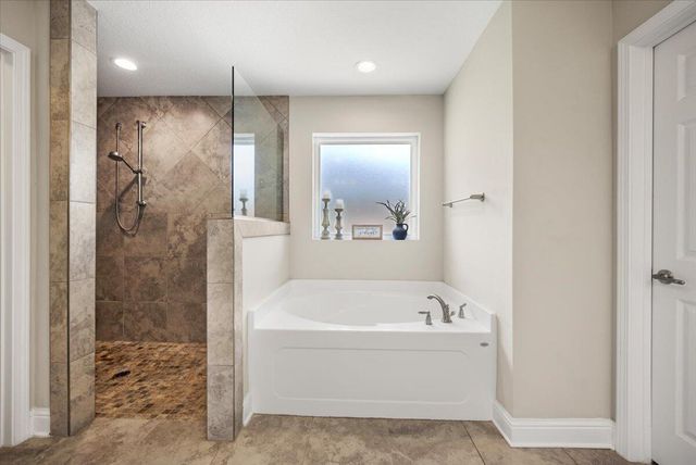 2487 Jeffers Court, Navarre, FL 32566