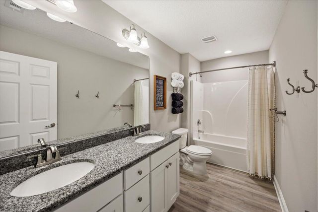 2487 Jeffers Court, Navarre, FL 32566