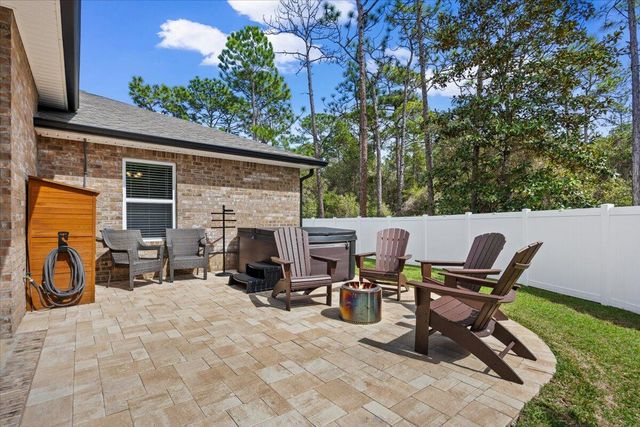 2487 Jeffers Court, Navarre, FL 32566