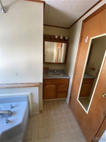 14582 Lake Street, Sterling, NY 13156