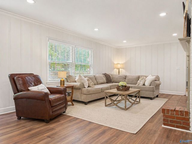 2304 Pennylane, Decatur, AL 35601