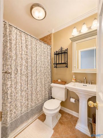 2304 Pennylane, Decatur, AL 35601