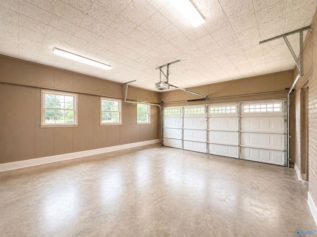 2304 Pennylane, Decatur, AL 35601