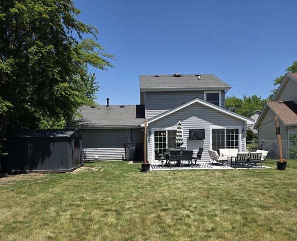 2475 Ridge Avenue, Aurora, IL 60504