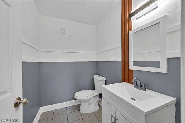 2236 East Desert Inn Road, Las Vegas, NV 89169