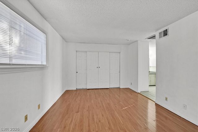 2236 East Desert Inn Road, Las Vegas, NV 89169