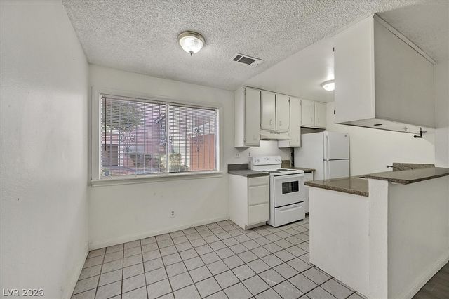 2236 East Desert Inn Road, Las Vegas, NV 89169