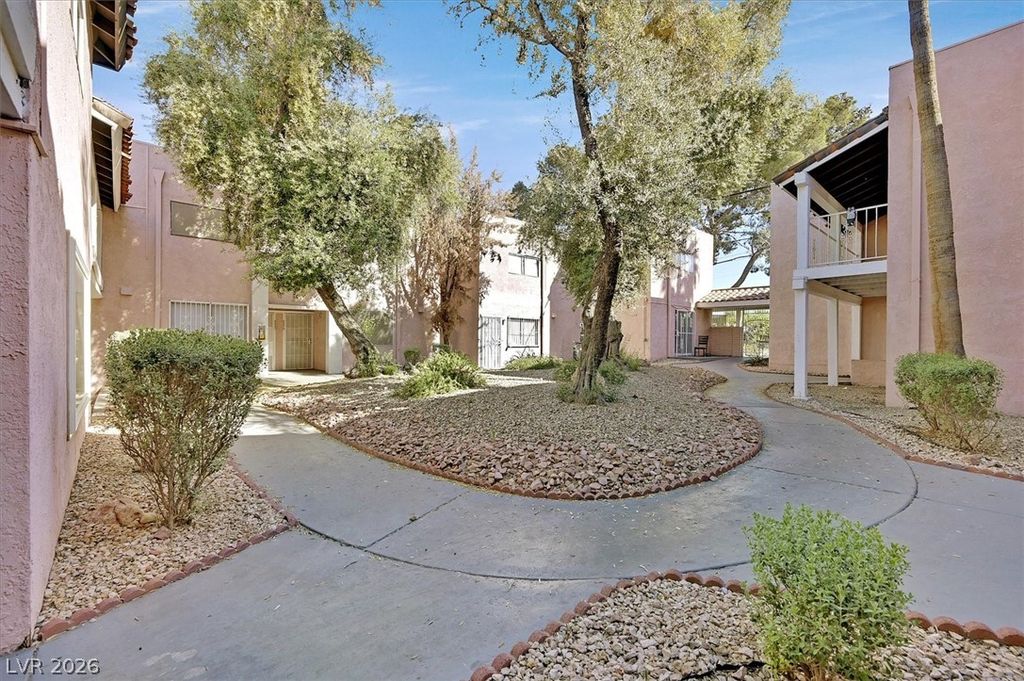 2236 East Desert Inn Road, Las Vegas, NV 89169