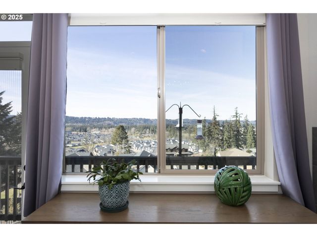 1565 Ne HEAVEN St, Estacada, OR 97023