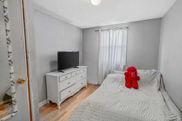 73 Wendy Drive, Farmingville, NY 11738