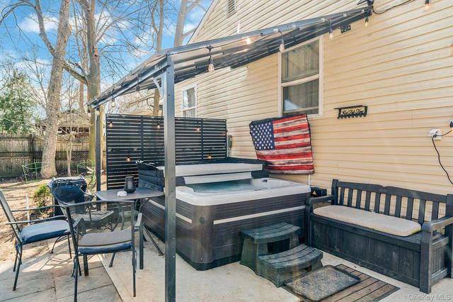 73 Wendy Drive, Farmingville, NY 11738