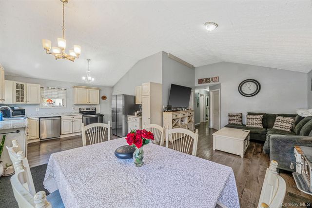 73 Wendy Drive, Farmingville, NY 11738