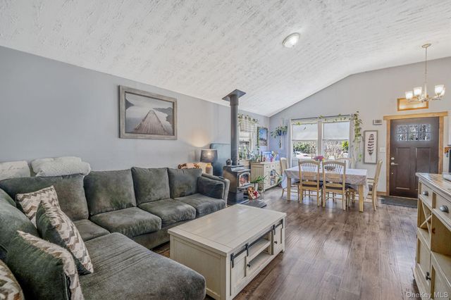 73 Wendy Drive, Farmingville, NY 11738