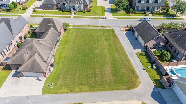 260 Rue Pellitier, Thibodaux, LA 70301