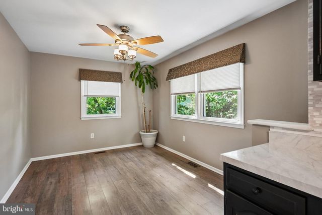 19 PEAK PL, Sewell, NJ 08080