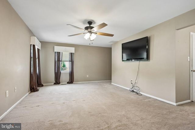 19 PEAK PL, Sewell, NJ 08080