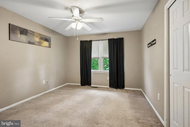 19 PEAK PL, Sewell, NJ 08080