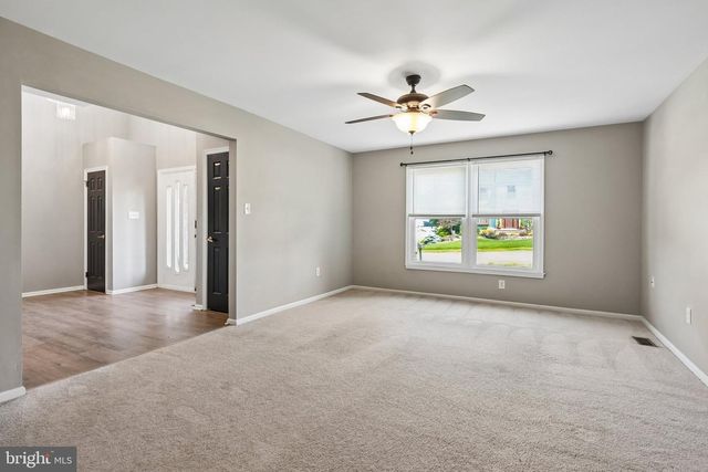 19 PEAK PL, Sewell, NJ 08080