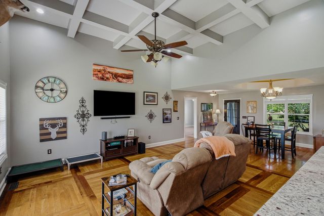 4043 Wilks Rd, Springfield, TN 37172
