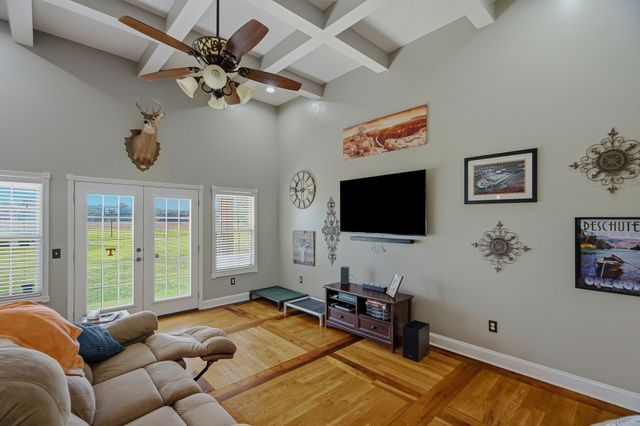 4043 Wilks Rd, Springfield, TN 37172