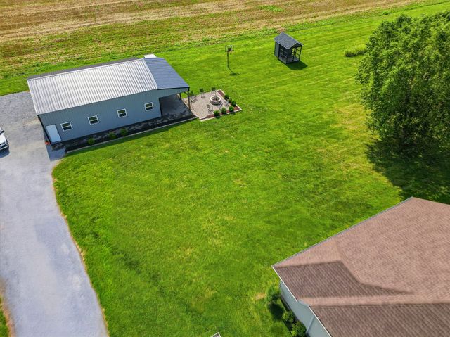 4043 Wilks Rd, Springfield, TN 37172