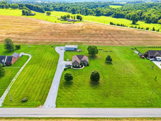4043 Wilks Rd, Springfield, TN 37172