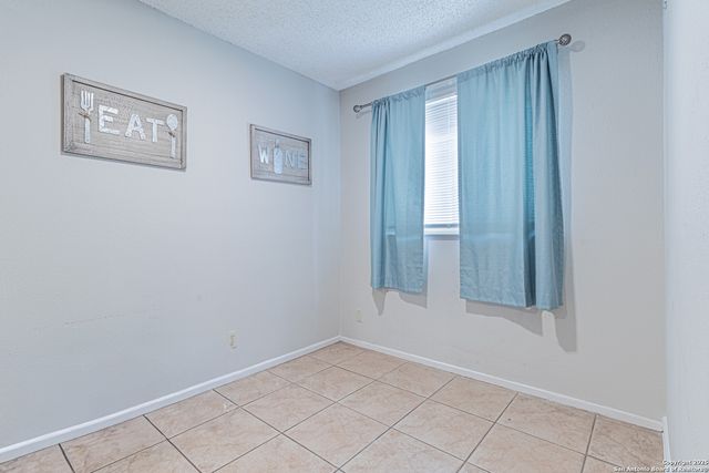 6106 Vance Jackson Rd Apt 70, San Antonio, TX 78230