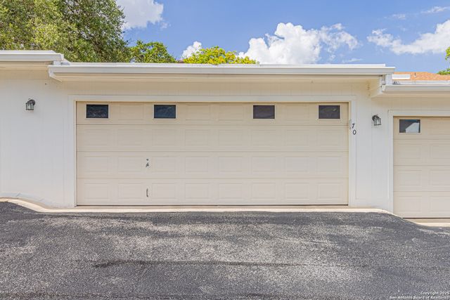 6106 Vance Jackson Rd Apt 70, San Antonio, TX 78230