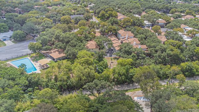 6106 Vance Jackson Rd Apt 70, San Antonio, TX 78230