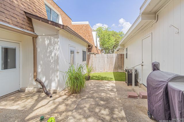 6106 Vance Jackson Rd Apt 70, San Antonio, TX 78230