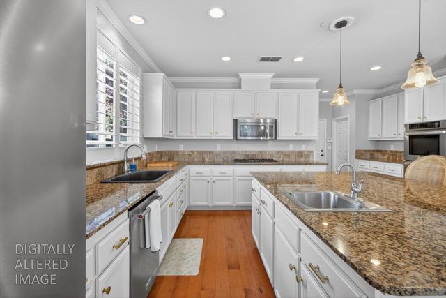 525 Sherbourne Ln, Lincoln, CA 95648